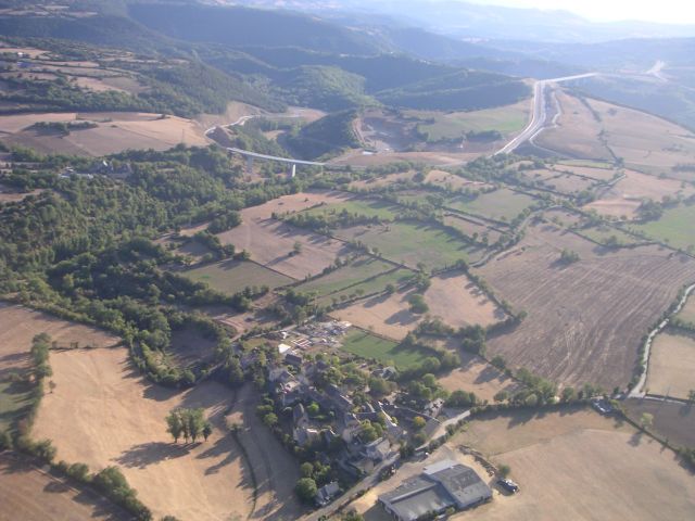 images 015.jpg